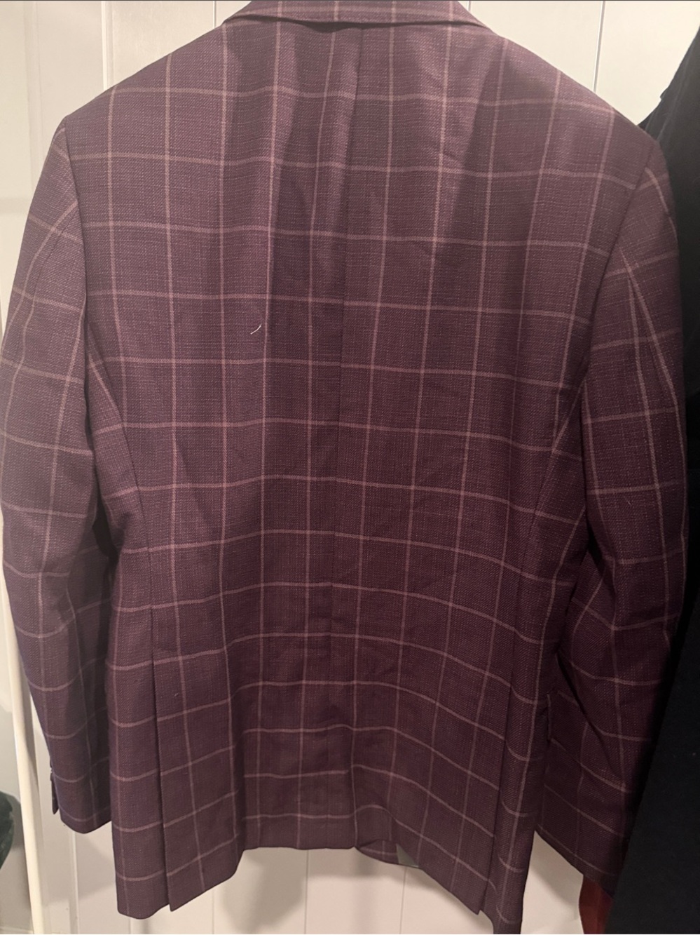 Black Brown 1826 Men's Windowpane Sport Coat in Plum - Picture 4 of 4